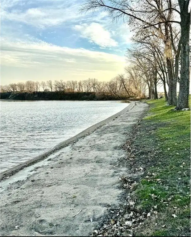 Small Image