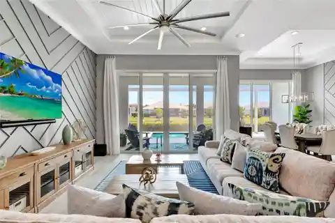 Elegant Lakefront Home in Vero Beach