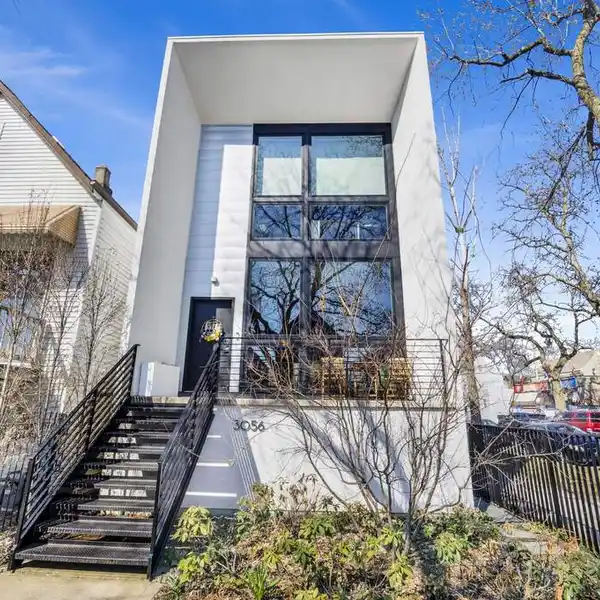 REFINED MODERN URBAN LIVING
