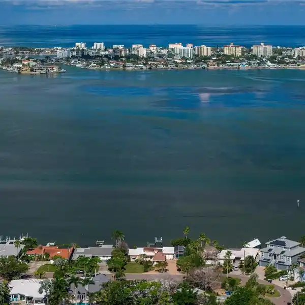 STUNNING WATERFRONT PROPERTY