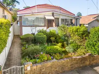Impeccably Maintained Home in Prime Position