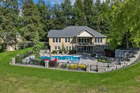 Extraordinary Custom Estate