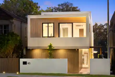 Designer Sophistication with Relaxed Entertaining