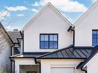 TOWNHOUSE WITH STUNNING VIEWS OF HENDERSON BAY