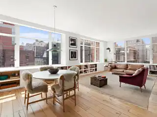 Modern Elegance in Chelsea