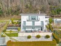 FOUR BEDROOM HOME WITH ELEVATED VIEWS
