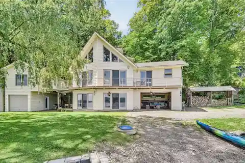 Gorgeous Cayuga Lake Property