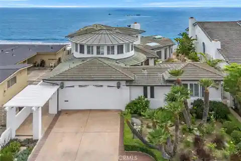 Stunning Oceanfront Estate with Panoramic Views