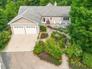 Private Leelanau County Retreat