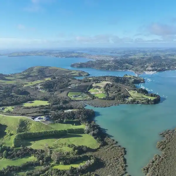 DREAM WATERFRONT LIFESTYLE – FUTURE POTENTIAL