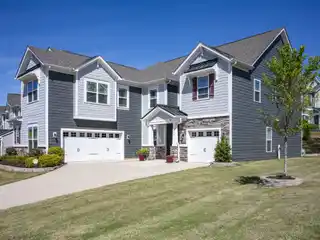 Wonderfully Presented Residence in Ideal Location
