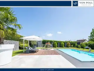 Exclusive Property with Infinity Pool, Sauna & Additional Building Plot