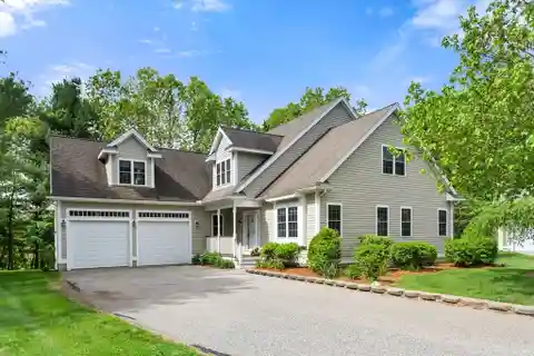 Impeccable Townhome with Single-Family Feel
