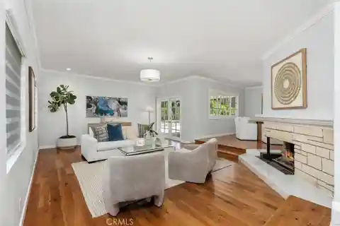 Luxury Home in the Heart of Prestigious Villa Park