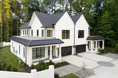 Luxury New Townhome in a Boutique Community