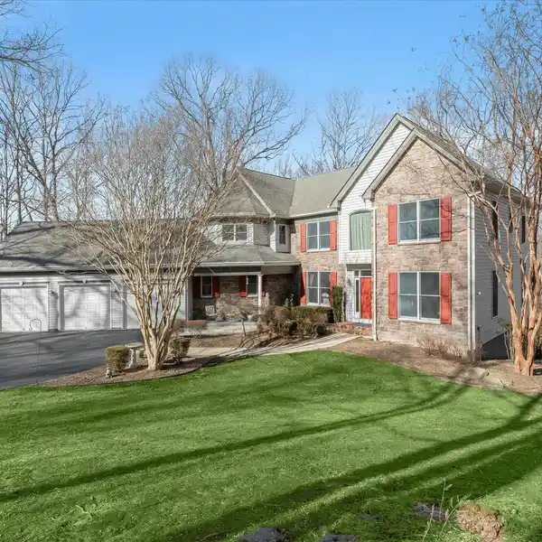 EXCEPTIONAL FIVE BEDROOM HOME IN A PEACEFUL SETTING