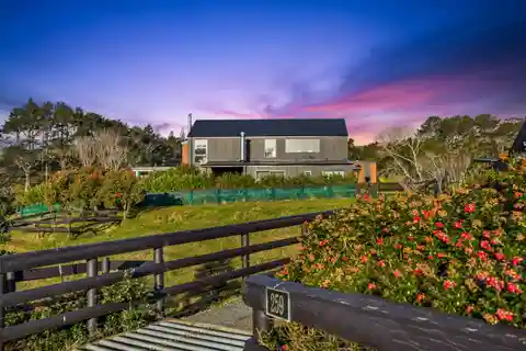 Elegant Rural Retreat with Pool House and Stables
