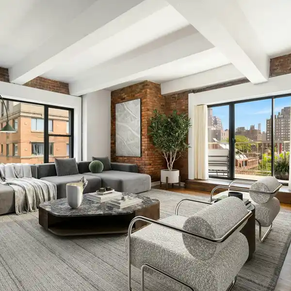 EXPANSIVE AND FLEXIBLE WEST VILLAGE LOFT