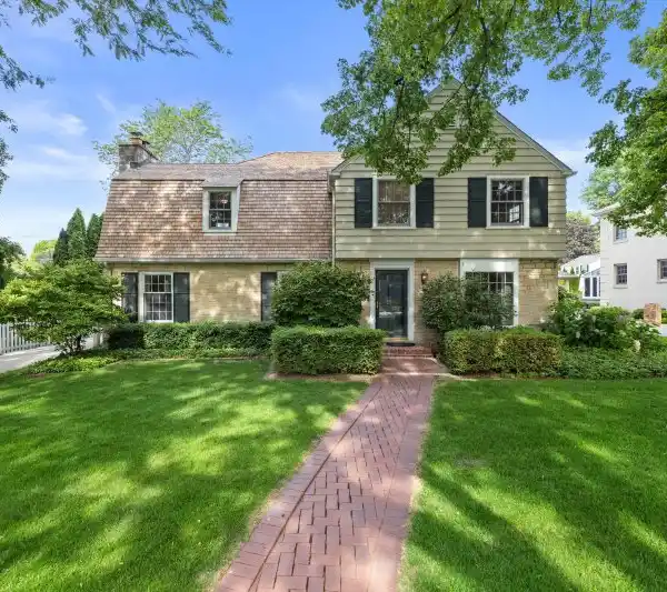 WONDERFUL OPPORTUNITY ON UPPER BERKELEY