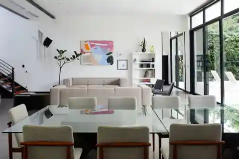 Lightside Home in Valle Del Sol 
