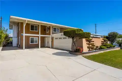 Spacious Pool Home in Los Coyotes Country Club