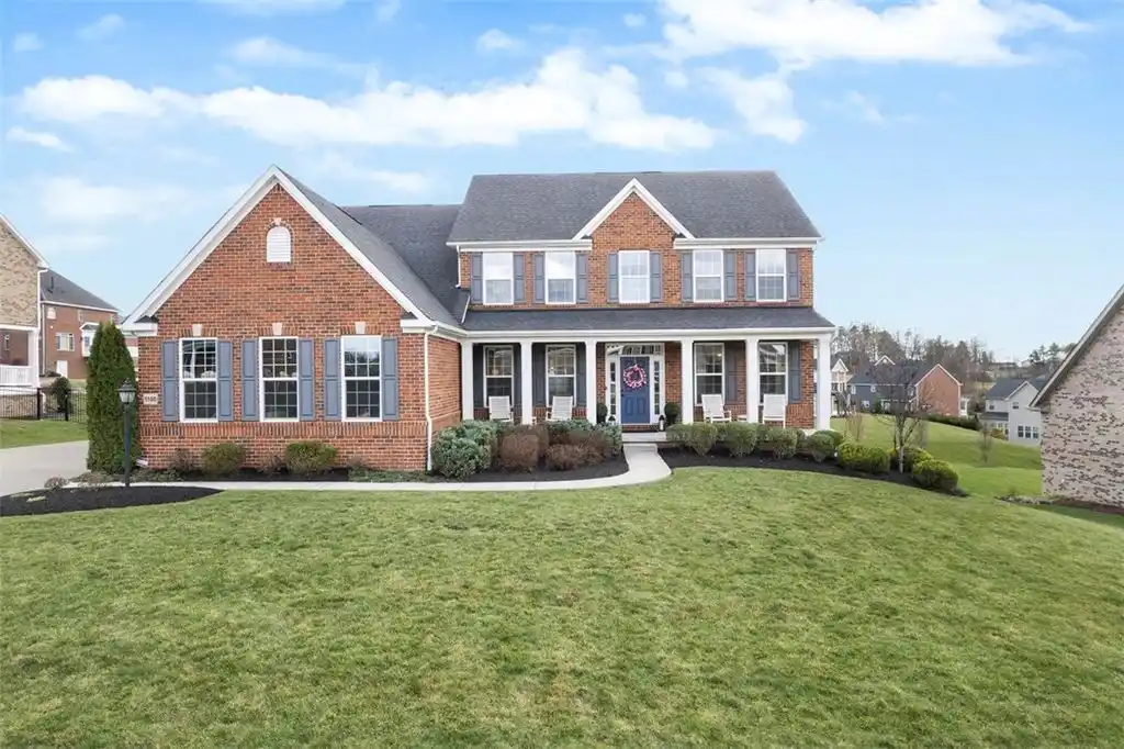 Sophisticated Home in Blackthorne Estates