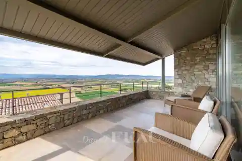 Serene Home Overlooking Cevennes Mountains