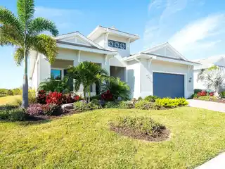 Exceptional Residence on an Oversized Lot