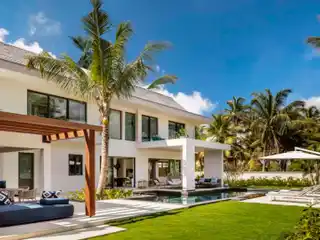 Meticulously Designed Private Paradise