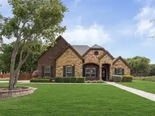 Stunning Resort-Style Estate