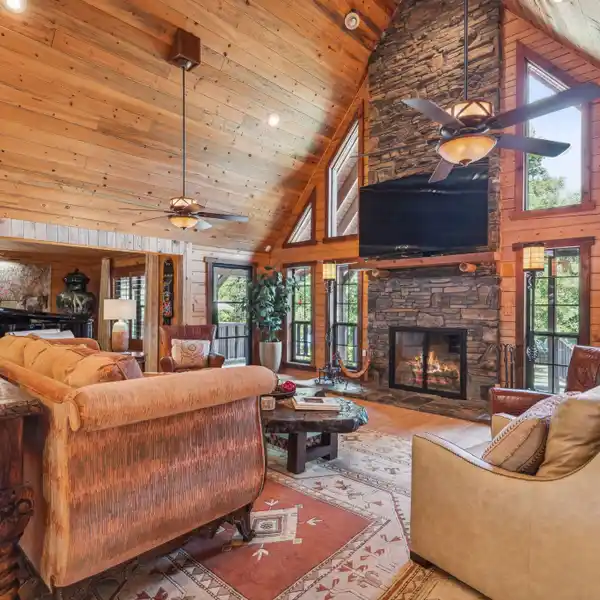 SERENE TWO-ACRE RETREAT