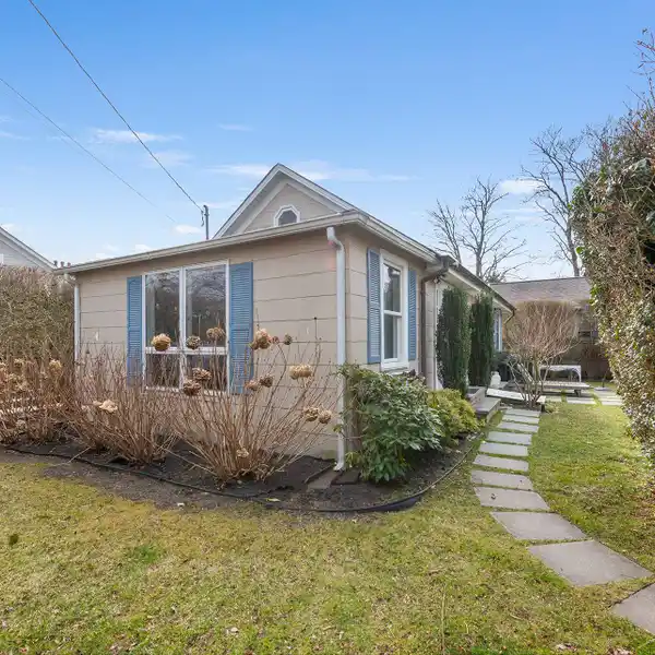 NEWLY RENOVATED COTTAGE FOR RENT