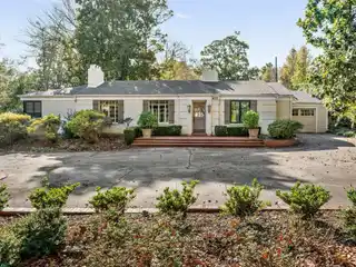 Transformed 1940 Cottage in Red Acres