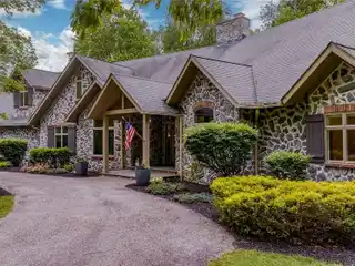 Mountain Modern Masterpiece on Private 3+ Acres