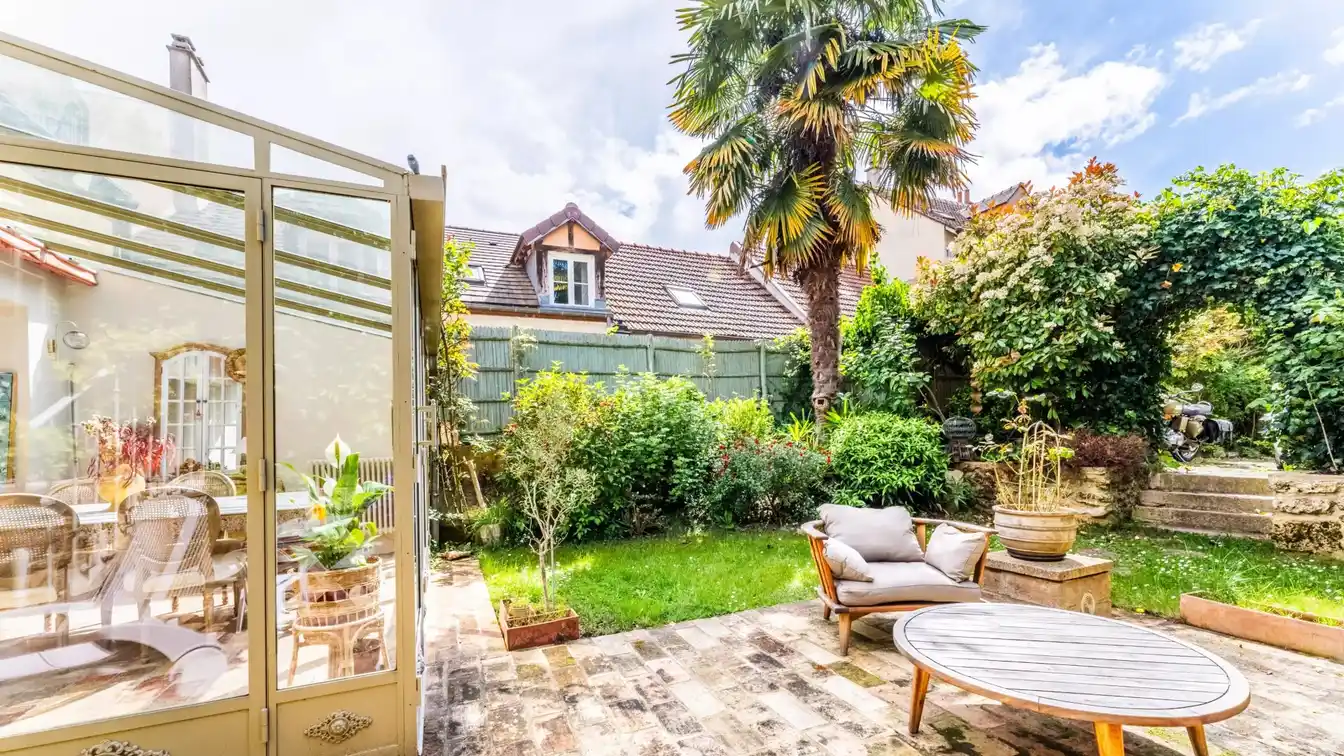 Beautifully Restored 19th Century Marly Residence