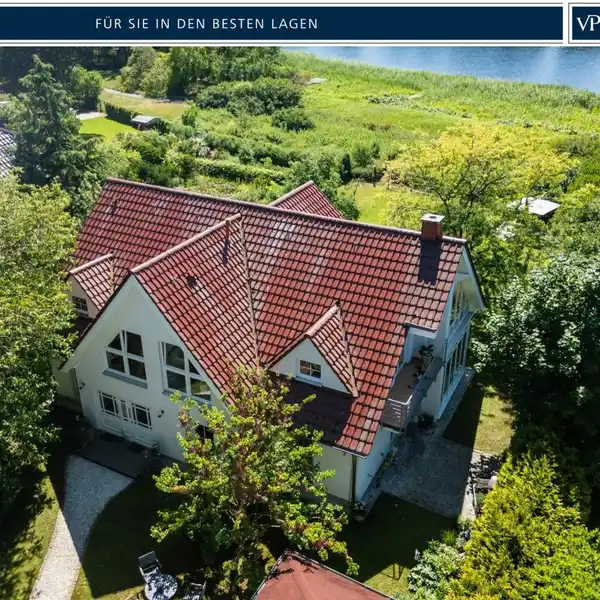 THE HOUSE BY THE LAKE
