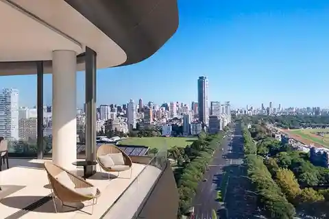 Panoramic View Apartment at L'avenue Libertador