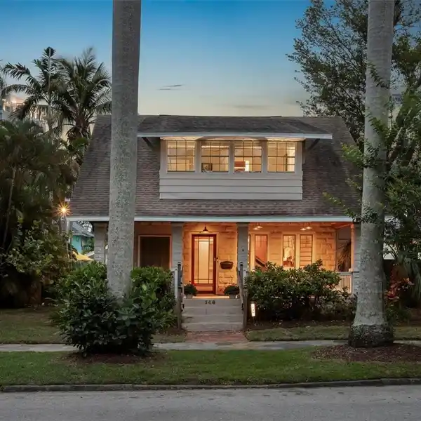 HISTORIC CHARM WITH MODERN COMFORT