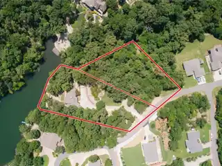 Park-Like Secluded Lake-Front Living