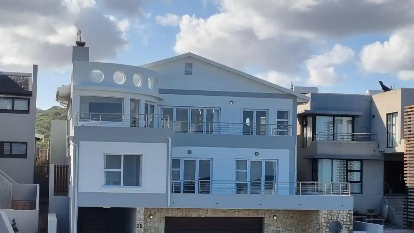 Breathtaking Oceanfront Home in Stilbaai