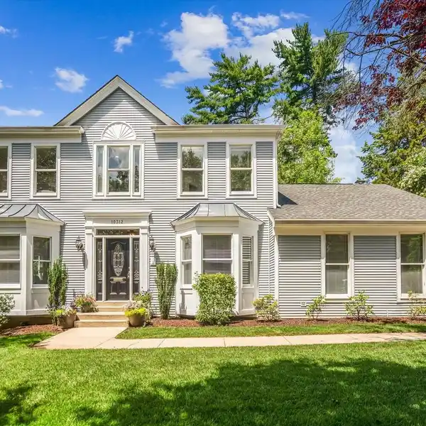 SPACIOUS HOME IN A SERENE NEIGHBORHOOD