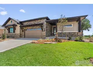 Stunning New Home at Morning Song
