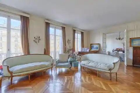 Elegant 20th-century Apartment with Period Features