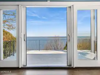 Open-concept Home with Breathtaking Water Views