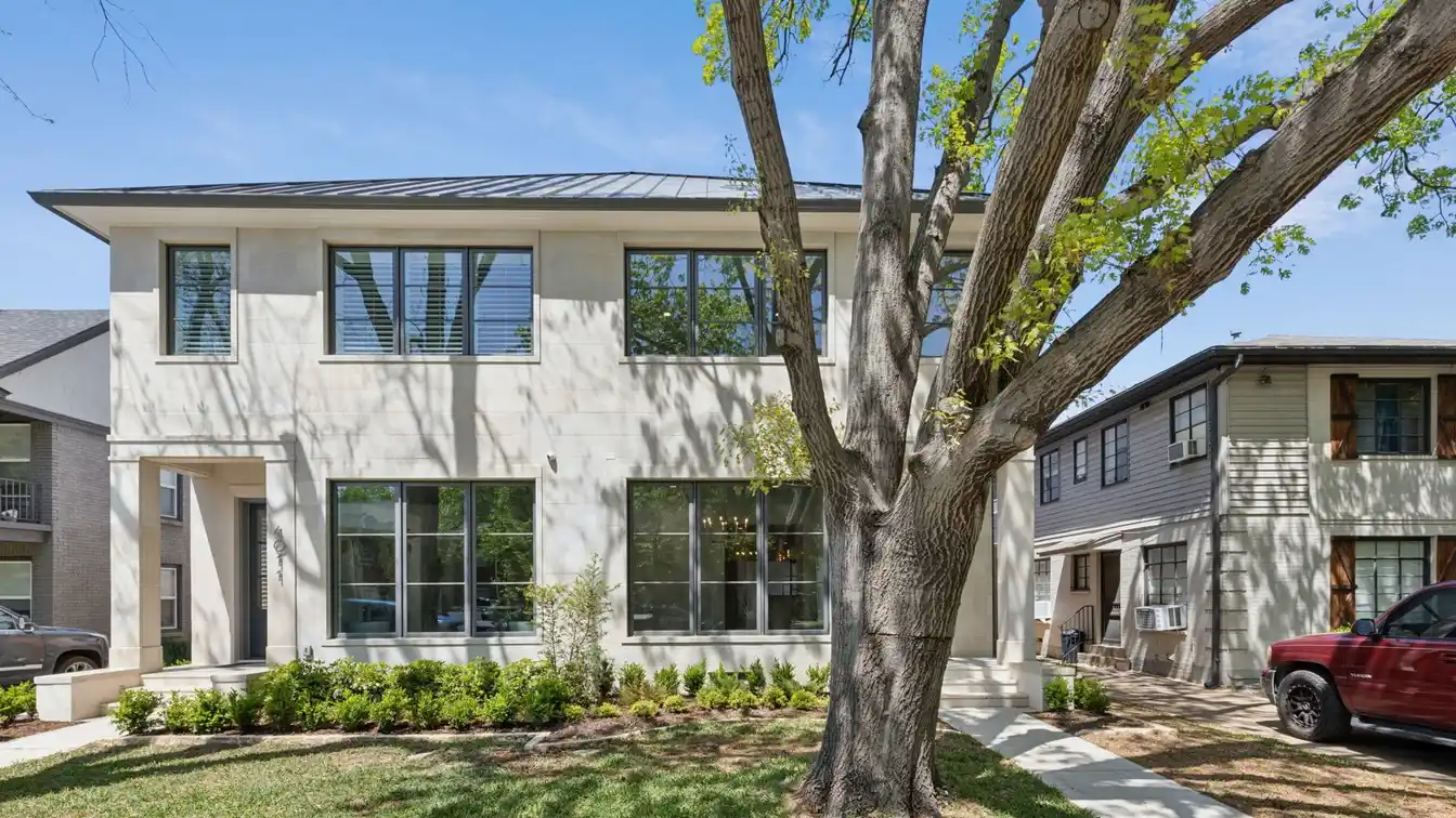 New Construction with a Flowing Plan