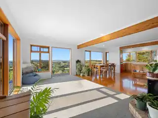 Rare Gem in an Elevated Setting