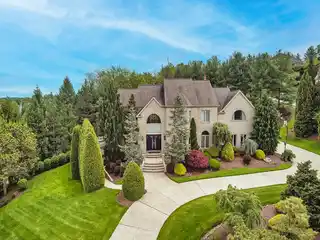 Fabulous Home in Fox Chase
