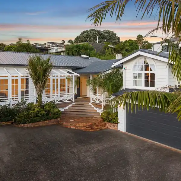 MODERNIZED HOME WITH TIMELESS CHARM