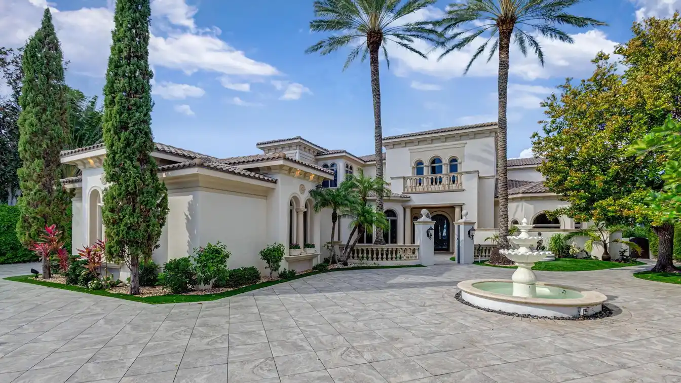 Impeccably Detailed Custom Luxury Estate