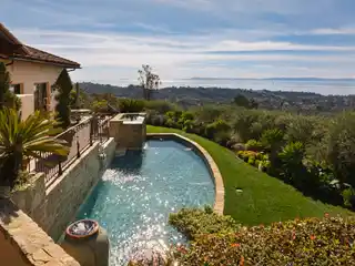 Magnificent Estate with a Vast Panorama